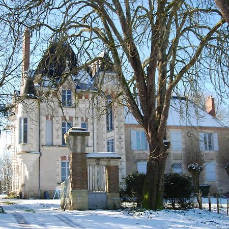 Chambres D'Hotes Montbron Luchapt 외부 사진