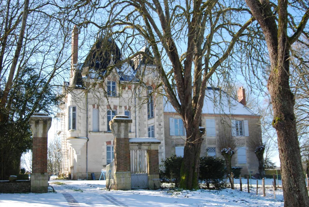 Chambres D'Hotes Montbron Luchapt 외부 사진
