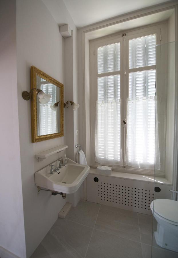 Chambres D'Hotes Montbron Luchapt 외부 사진